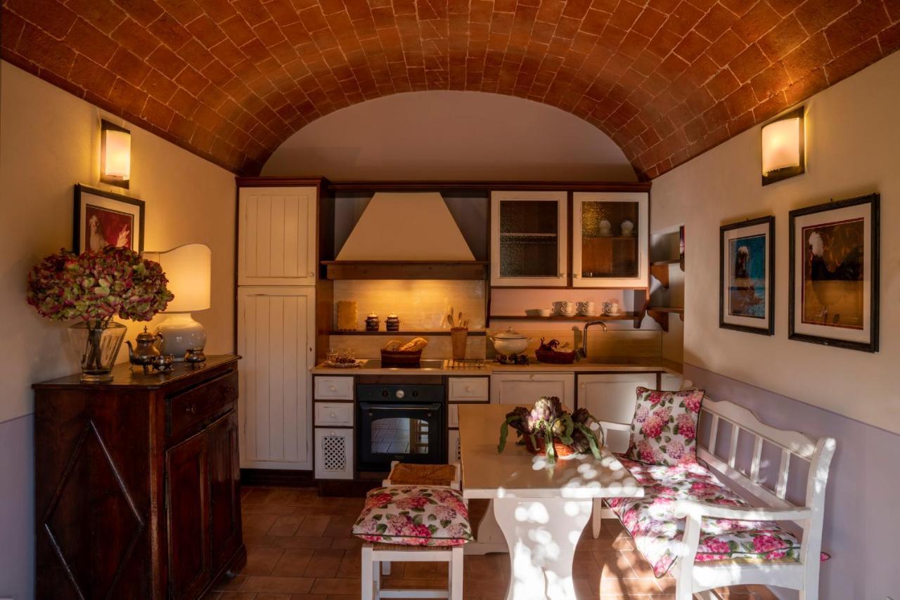 Borgo San Benedetto Guest House Montaione Exterior photo