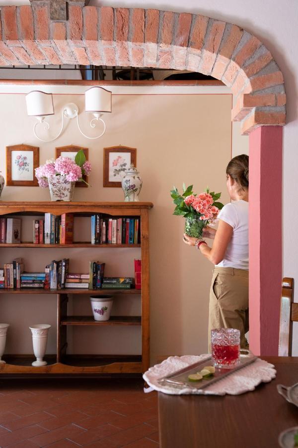 Borgo San Benedetto Guest House Montaione Exterior photo