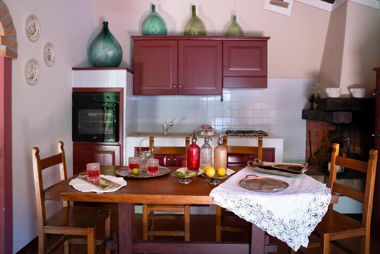 Borgo San Benedetto Guest House Montaione Exterior photo
